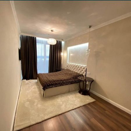Lux 1-Bedroom Panoramic View Most City Center Area Dnipro Exterior photo