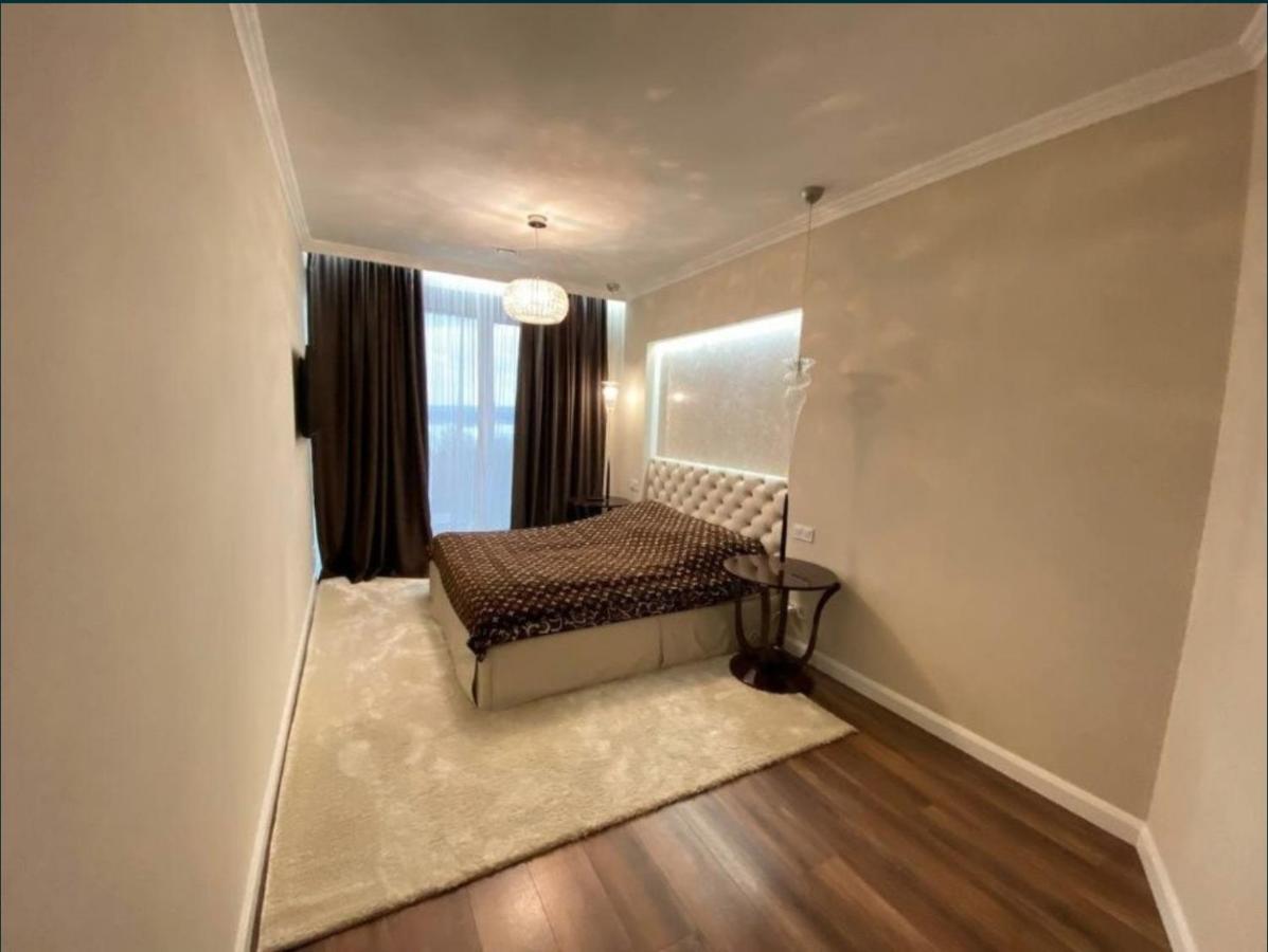 Lux 1-Bedroom Panoramic View Most City Center Area Dnipro Exterior photo